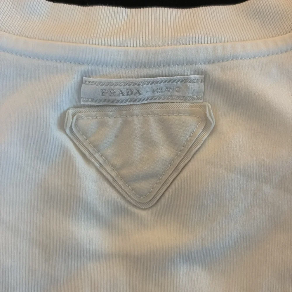 PRADA WHITE ELEVATED POCKET TEE - Picture 7 of 11